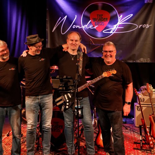 2025-12-19 WonderBros-48.jpg