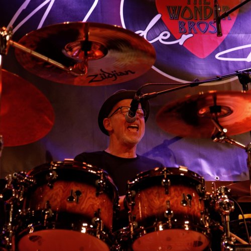 2025-12-19 WonderBros-44.jpg